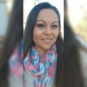 Meet your Posher, Ianna